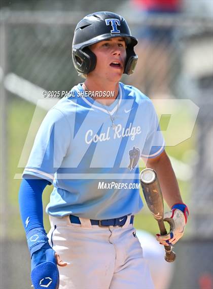 Thumbnail 2 in Coal Ridge vs. Eaton (CHSAA 2nd Round State) photogallery.