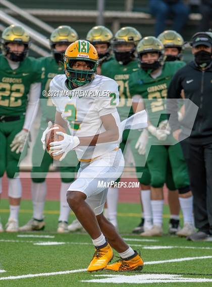 Thumbnail 2 in Richmond vs Cardinal Gibbons (NCHSAA 4A - Second Round) photogallery.