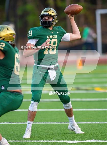 Thumbnail 2 in Richmond vs Cardinal Gibbons (NCHSAA 4A - Second Round) photogallery.