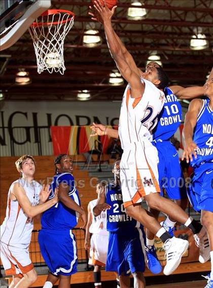Thumbnail 2 in Madison vs. North Crowley (McDonald's Texas Invitational) photogallery.