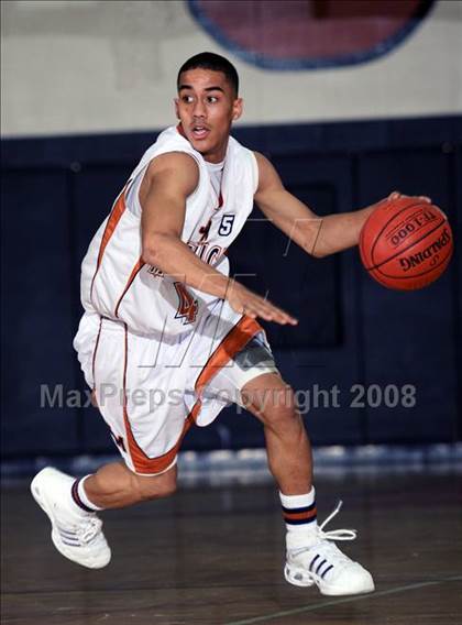 Thumbnail 2 in Madison vs. North Crowley (McDonald's Texas Invitational) photogallery.