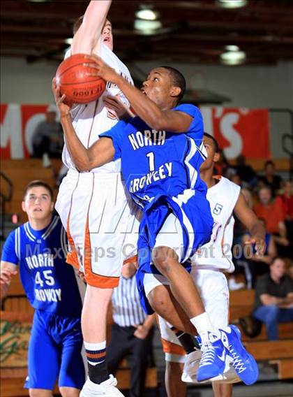 Thumbnail 2 in Madison vs. North Crowley (McDonald's Texas Invitational) photogallery.