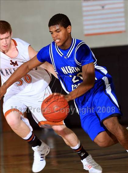 Thumbnail 3 in Madison vs. North Crowley (McDonald's Texas Invitational) photogallery.