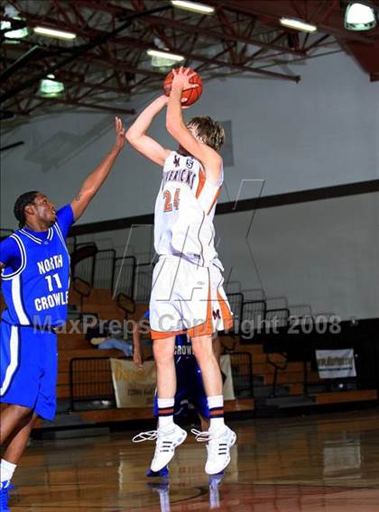 Thumbnail 1 in Madison vs. North Crowley (McDonald's Texas Invitational) photogallery.
