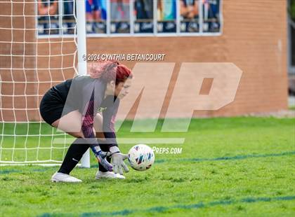 Thumbnail 2 in Mullen vs Lutheran photogallery.