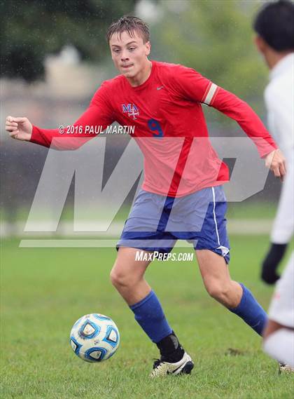 Thumbnail 3 in Marmion @ Oswego photogallery.
