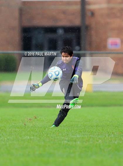 Thumbnail 3 in Marmion @ Oswego photogallery.