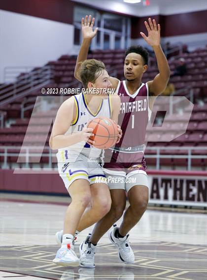 Thumbnail 1 in Corsicana vs. Fairfield (Athens Invitational) photogallery.