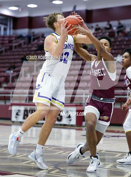 Thumbnail 3 in Corsicana vs. Fairfield (Athens Invitational) photogallery.