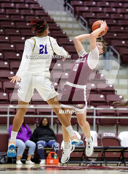 Thumbnail 1 in Corsicana vs. Fairfield (Athens Invitational) photogallery.