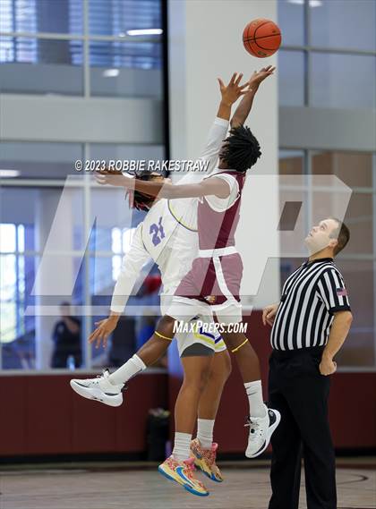 Thumbnail 1 in Corsicana vs. Fairfield (Athens Invitational) photogallery.