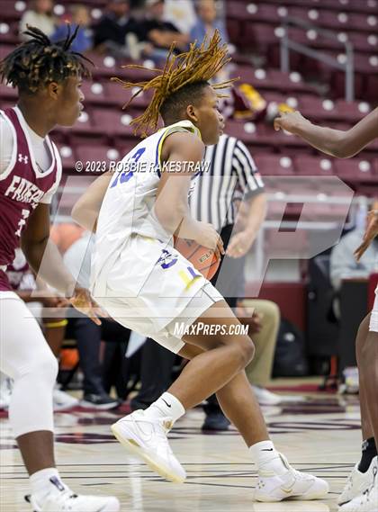 Thumbnail 2 in Corsicana vs. Fairfield (Athens Invitational) photogallery.