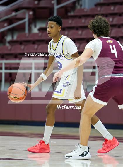 Thumbnail 2 in Corsicana vs. Fairfield (Athens Invitational) photogallery.