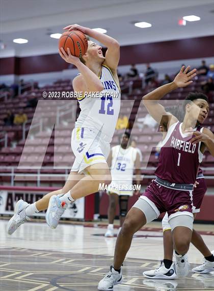 Thumbnail 1 in Corsicana vs. Fairfield (Athens Invitational) photogallery.