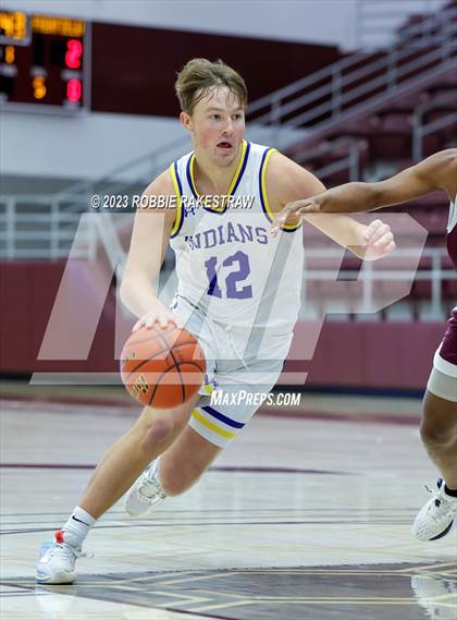 Thumbnail 2 in Corsicana vs. Fairfield (Athens Invitational) photogallery.