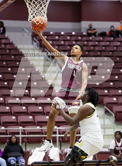 Thumbnail 2 in Corsicana vs. Fairfield (Athens Invitational) photogallery.