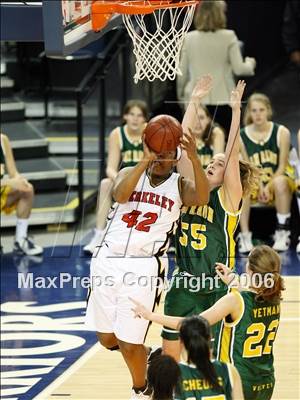 Thumbnail 1 in San Ramon Valley vs Berkeley (NCS D1 Final) photogallery.