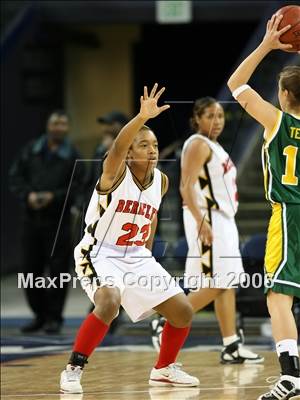 Thumbnail 1 in San Ramon Valley vs Berkeley (NCS D1 Final) photogallery.