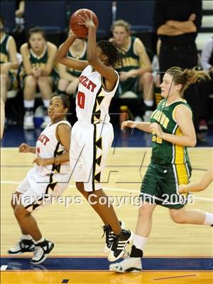 Thumbnail 1 in San Ramon Valley vs Berkeley (NCS D1 Final) photogallery.