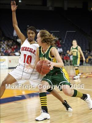 Thumbnail 2 in San Ramon Valley vs Berkeley (NCS D1 Final) photogallery.