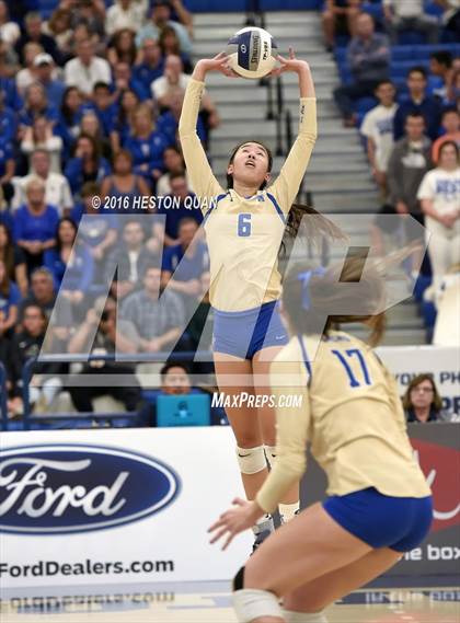 Thumbnail 1 in Santa Margarita vs. Mater Dei (CIF SS D1 Final) photogallery.