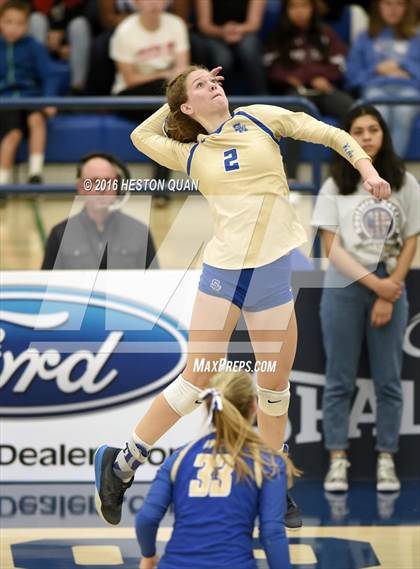 Thumbnail 2 in Santa Margarita vs. Mater Dei (CIF SS D1 Final) photogallery.