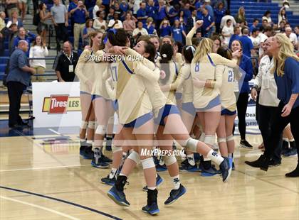 Thumbnail 3 in Santa Margarita vs. Mater Dei (CIF SS D1 Final) photogallery.