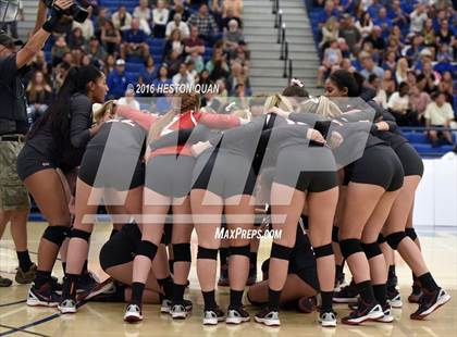 Thumbnail 3 in Santa Margarita vs. Mater Dei (CIF SS D1 Final) photogallery.