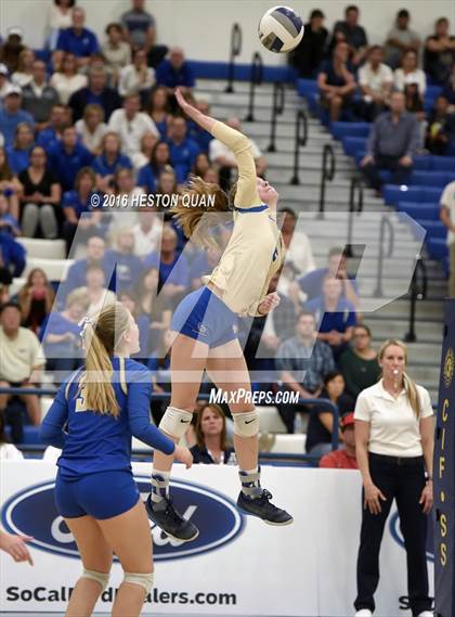 Thumbnail 3 in Santa Margarita vs. Mater Dei (CIF SS D1 Final) photogallery.