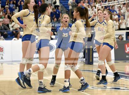 Thumbnail 1 in Santa Margarita vs. Mater Dei (CIF SS D1 Final) photogallery.