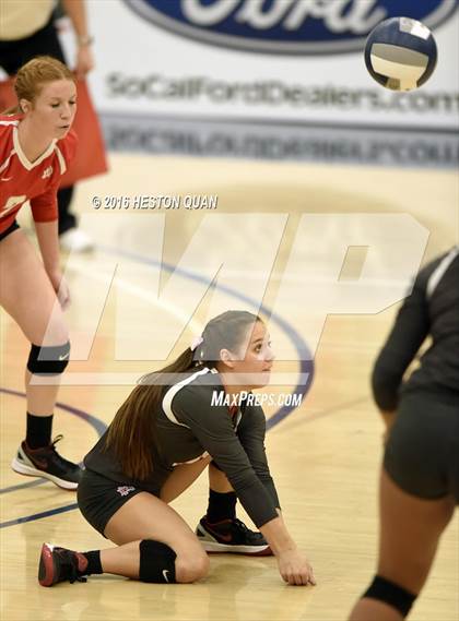 Thumbnail 1 in Santa Margarita vs. Mater Dei (CIF SS D1 Final) photogallery.