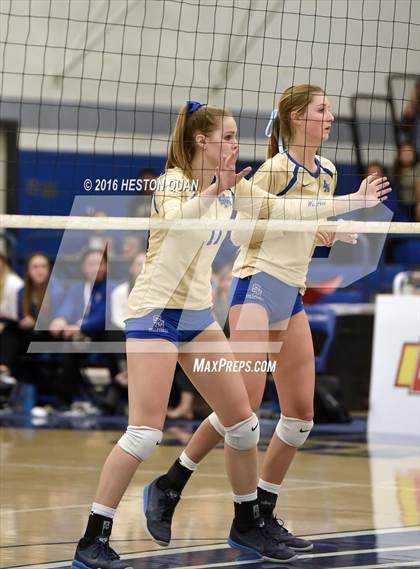 Thumbnail 2 in Santa Margarita vs. Mater Dei (CIF SS D1 Final) photogallery.