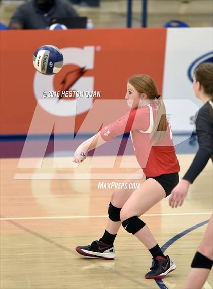 Thumbnail 1 in Santa Margarita vs. Mater Dei (CIF SS D1 Final) photogallery.