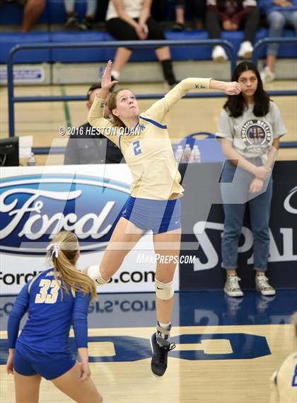 Thumbnail 3 in Santa Margarita vs. Mater Dei (CIF SS D1 Final) photogallery.