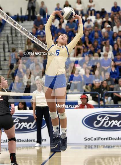 Thumbnail 3 in Santa Margarita vs. Mater Dei (CIF SS D1 Final) photogallery.