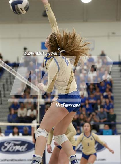 Thumbnail 2 in Santa Margarita vs. Mater Dei (CIF SS D1 Final) photogallery.