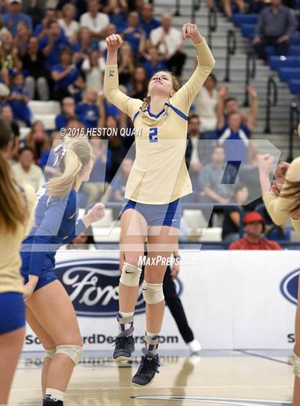 Thumbnail 3 in Santa Margarita vs. Mater Dei (CIF SS D1 Final) photogallery.