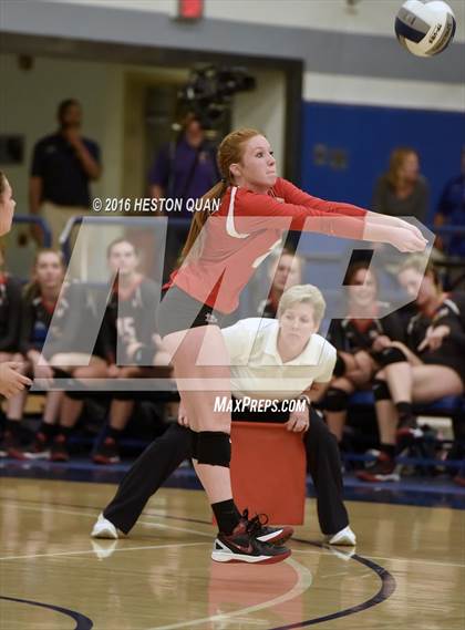 Thumbnail 1 in Santa Margarita vs. Mater Dei (CIF SS D1 Final) photogallery.