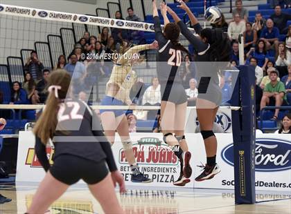 Thumbnail 1 in Santa Margarita vs. Mater Dei (CIF SS D1 Final) photogallery.
