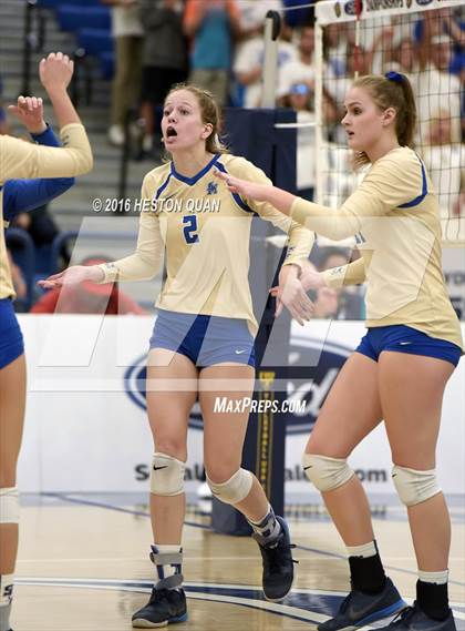 Thumbnail 2 in Santa Margarita vs. Mater Dei (CIF SS D1 Final) photogallery.
