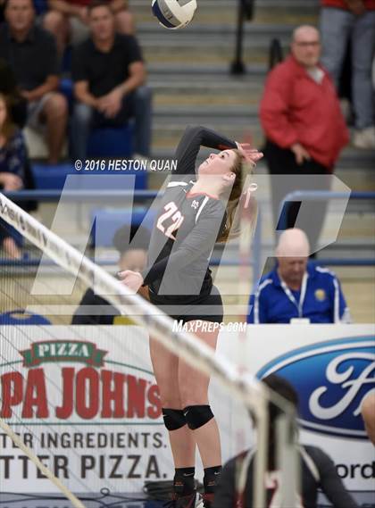 Thumbnail 3 in Santa Margarita vs. Mater Dei (CIF SS D1 Final) photogallery.