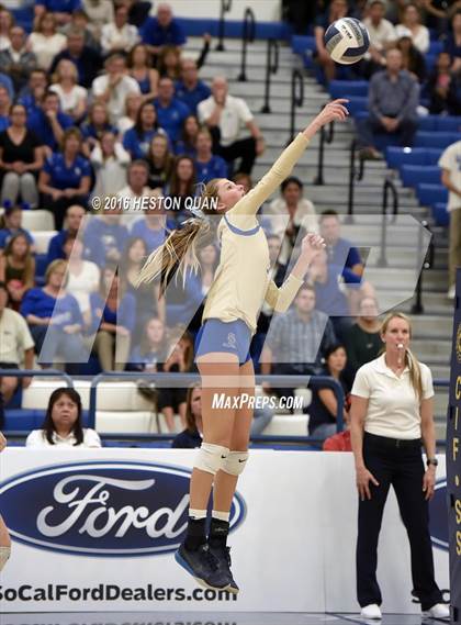Thumbnail 2 in Santa Margarita vs. Mater Dei (CIF SS D1 Final) photogallery.