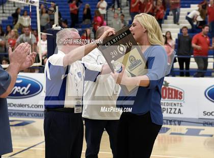 Thumbnail 3 in Santa Margarita vs. Mater Dei (CIF SS D1 Final) photogallery.