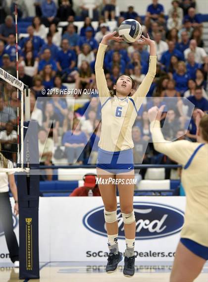 Thumbnail 3 in Santa Margarita vs. Mater Dei (CIF SS D1 Final) photogallery.