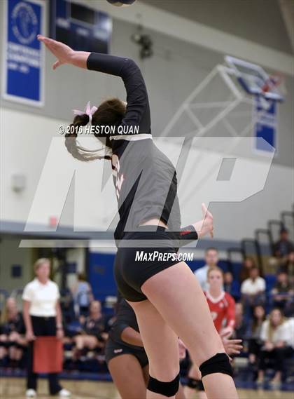 Thumbnail 2 in Santa Margarita vs. Mater Dei (CIF SS D1 Final) photogallery.