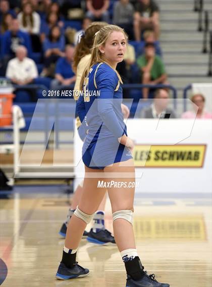 Thumbnail 1 in Santa Margarita vs. Mater Dei (CIF SS D1 Final) photogallery.