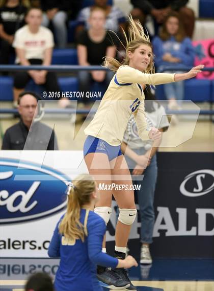 Thumbnail 1 in Santa Margarita vs. Mater Dei (CIF SS D1 Final) photogallery.
