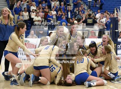 Thumbnail 2 in Santa Margarita vs. Mater Dei (CIF SS D1 Final) photogallery.