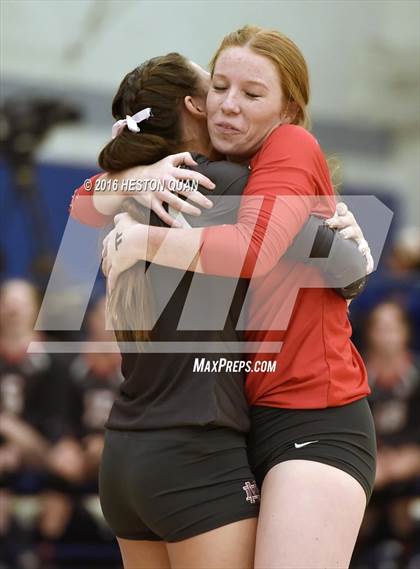 Thumbnail 1 in Santa Margarita vs. Mater Dei (CIF SS D1 Final) photogallery.
