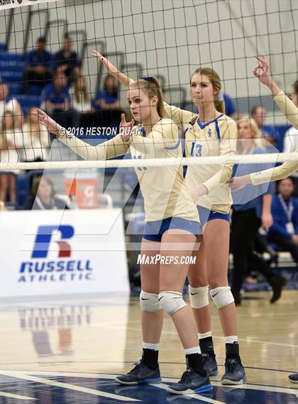 Thumbnail 1 in Santa Margarita vs. Mater Dei (CIF SS D1 Final) photogallery.